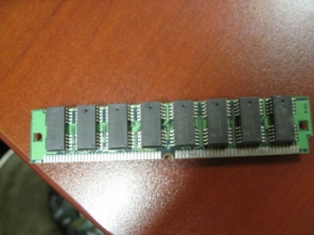 Older style RAM memory simm 72 pin for recycling