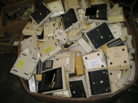 Scrap phones - desktop phones