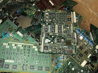 Telecommunication boards recycling